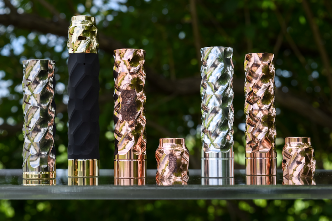 COMP LYFE TAKEOVER brass 18650セット 金色の電子タバコ本体 COMP LYFE TAKEOVER brass 18650セット 金色の電子タバコ本体